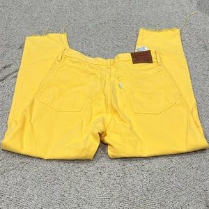 Bright Yellow Straight Levi Jeans Size 28